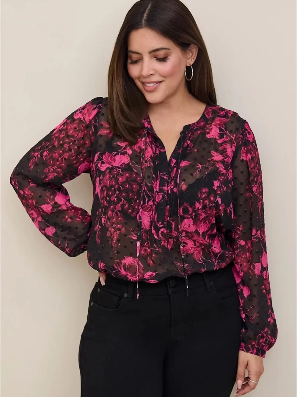 🖤 Torrid Pink and Black Floral Clip Dot Top